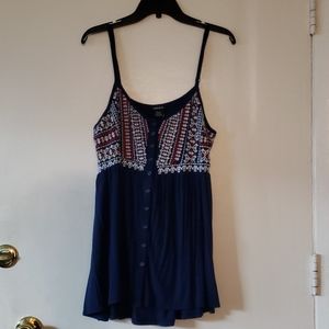 Gorgeous Torrid Tank Size 1